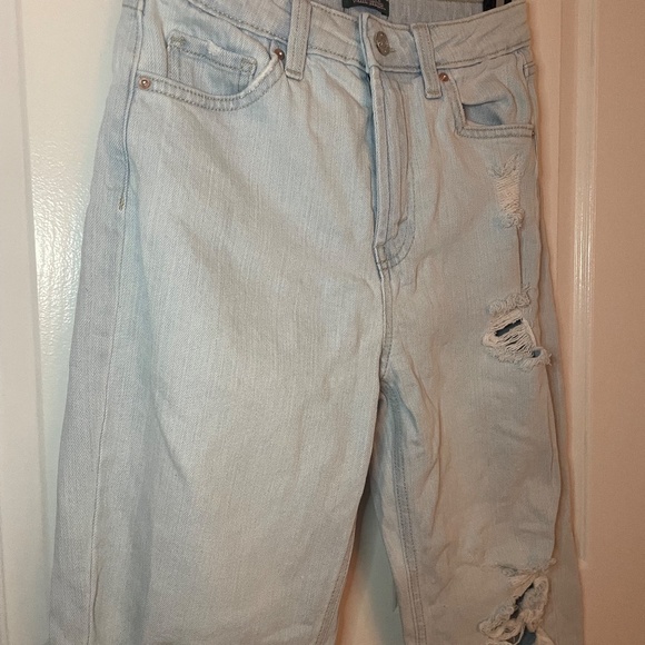 Wild Fable Ripped High Waisted Jeans - Picture 2 of 4